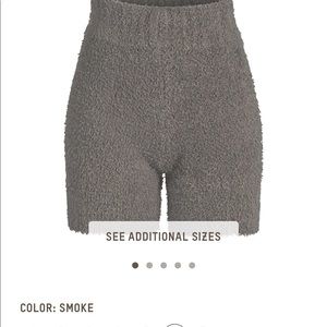 SKIMS Cozy Knit Short in Smoke